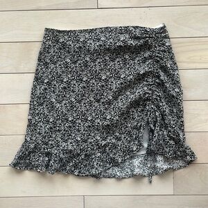 Forever21 black skirt white floral design